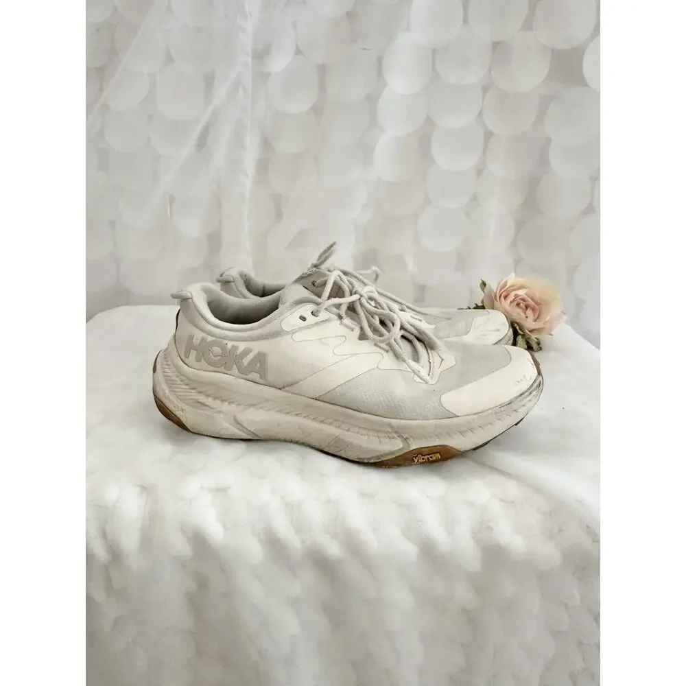 Hoka One One Transport Running Shoes Womens Size 7 B White Beige Vibram Sole